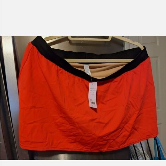 NWT 18 Red Black bathing Suit bottoms Skirt Lane Bryant swimming plus size - Picture 4 of 4